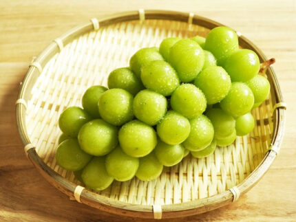 Shine Muscat Grapes | Fuefuki | Yamanashi Prefecture | Bunch