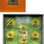 Ohrin Apple (Special Selected) | Aomori Prefecture | L Size 8 Pcs