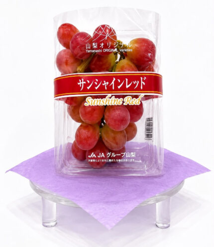 Sun Shine Red Grapes | Yamanashi Prefecture | Shu Grade | Pack 620g
